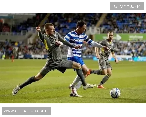 南京足球队的比赛经验揭秘：从战术到团队协作的深度分析与分享